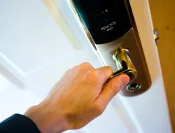 Miami City Locksmith Miami, FL 305-894-9386 Miami City Locksmith Miami, FL 305-894-9386 - com-side